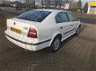 Skoda Octavia - 1.6 100PK GLX EXPORT GEEN APK - 1 - Thumbnail