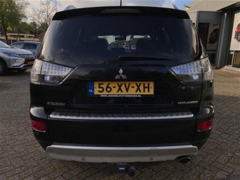 Mitsubishi Outlander - 2.4 Intense+ - 1