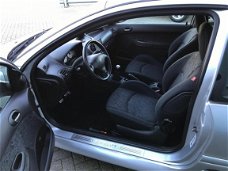 Peugeot 206 - 1.6-16V Quiksilver Clima Speciale ombouw NL Auto NAP