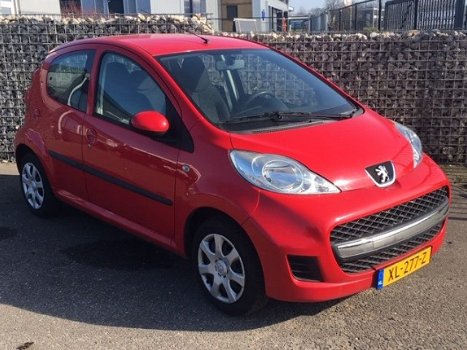 Peugeot 107 - 1.0-12V XS 5-deurs - 1