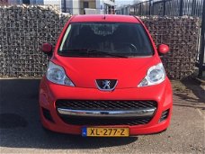 Peugeot 107 - 1.0-12V XS 5-deurs