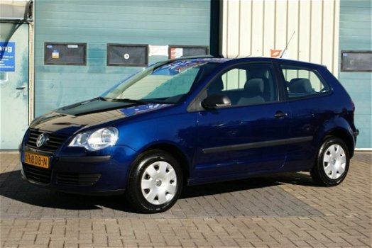 Volkswagen Polo - 1.2 Trendline AIRCO/CENT.DEUR.VERG./NW APK - 1