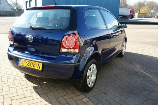 Volkswagen Polo - 1.2 Trendline AIRCO/CENT.DEUR.VERG./NW APK - 1