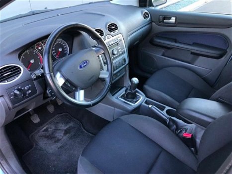 Ford Focus Wagon - 1.6 TDCI Futura clima - 1