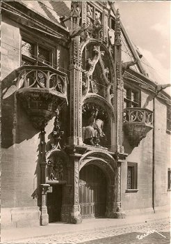 Nancy - Entrée du Musée Lorrain - 1