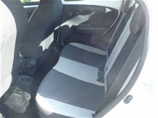 Toyota Aygo - 1.0 VVT-i X-Play 69pk Rijklaarprijs 5-deurs