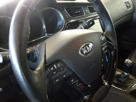 Kia Cee'd - 1.6 GDI BusinessLine navigatie, cruise control - 1