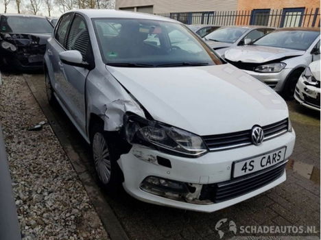 Volkswagen Polo - 1.2 TSI 6-BAK 110PK PDC/STOELVERW RIJDBAAR - 1