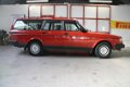 Volvo 240 - Voorzien van 2.3 motor met 115.000 km - 1 - Thumbnail