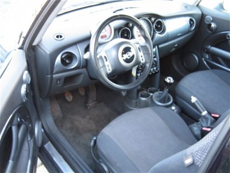 Mini Mini Cooper - 1.6 Pepper APK 5-2020 - 1