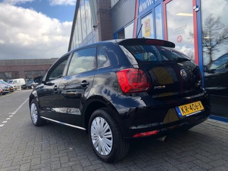 Volkswagen Polo - 1.4TDI Connected 5-Deurs Navi PDC Airco bj2016 - 1