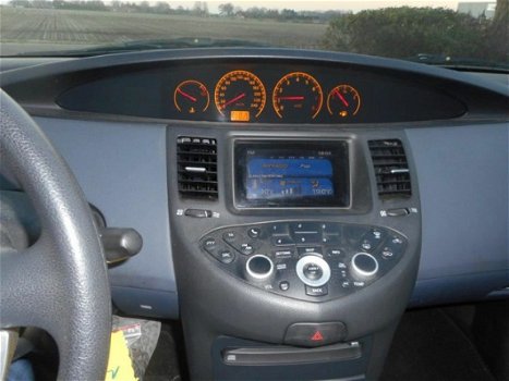 Nissan Primera Estate - 1.8 Visia bj 2006 clima trekhaak - 1