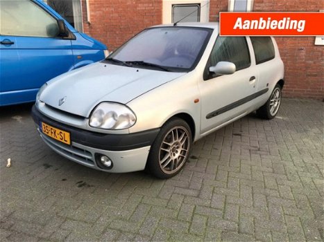 Renault Clio - 1.4 RT HB 3-DRS MTV UitvoeringNieuwe APK - 1