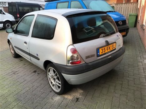 Renault Clio - 1.4 RT HB 3-DRS MTV UitvoeringNieuwe APK - 1