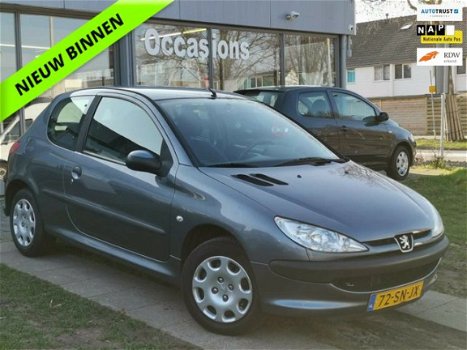 Peugeot 206 - 1.4 One-line APK/ El.ramen/ NAP - 1