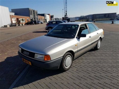 Audi 80 - 1.8 | 121.411 km | N.A.P - 1