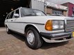 Mercedes-Benz 200-serie - 200 T - 1 - Thumbnail