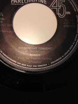 Wings / Goodnight Tonight - 1