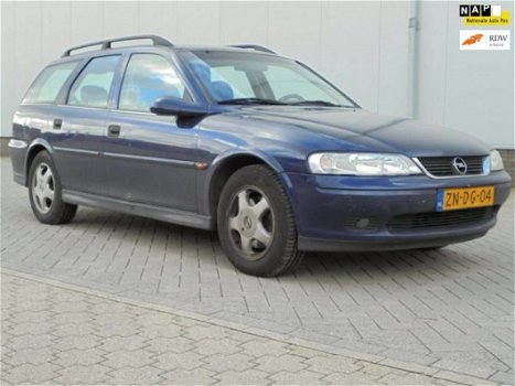 Opel Vectra Wagon - 1.8-16V Pearl Sport Nap Eerste eigenaar - 1