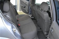 Opel Astra - 1.6 Busines Edition