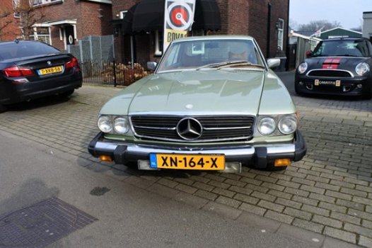 Mercedes-Benz SLC - 450 SLC W107 - 1