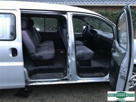 Hyundai H 300 - 2.5 CRDI AIRCO MOTORSCHADE - 1