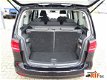 Volkswagen Touran - CrossTouran 2.0 TDI 140pk 7 pers - 1 - Thumbnail