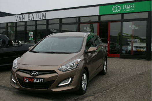 Hyundai i30 Wagon - 1.6 GDI Business Edition AUTOMAAT Vanaf €244, - pm - 1