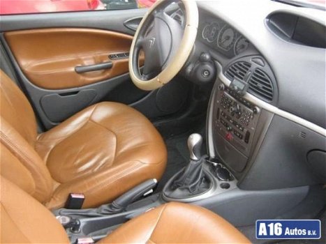 Citroën C5 - 1.6 HDiF 16V Ligne Business - 1