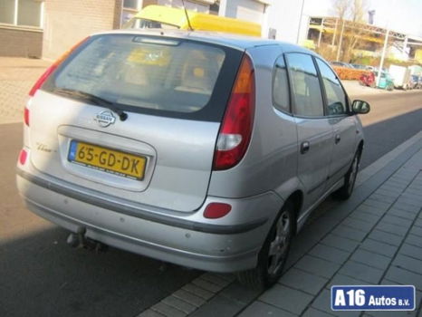 Nissan Almera Tino - 1.8 Luxury - 1