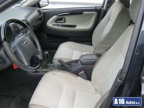 Volvo V40 - 1.8i - 1