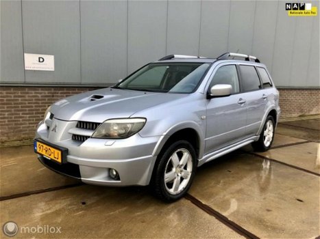 Mitsubishi Outlander - - 2.0 Turbo 4WD - 1