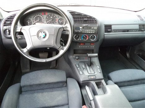 BMW 3-serie Touring - 318i Executive Automaat Sportstoelen - 1