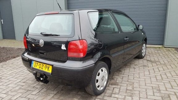 Volkswagen Polo - 1.4 44KW Trendline - 1