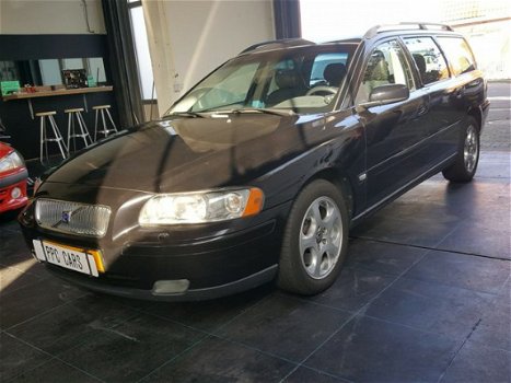 Volvo V70 - 2.4D Youngtimer Mooiste van Nederland - 1