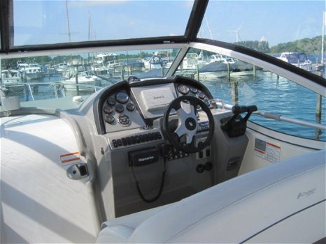 Cruisers Yachts 300 CXi Express - 8