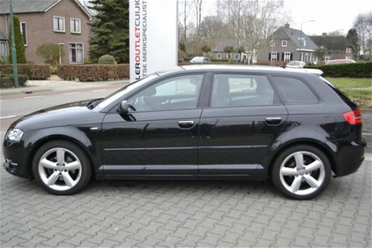 Audi A3 Sportback - 1.6 TDI Ambition Pro Line S - 1