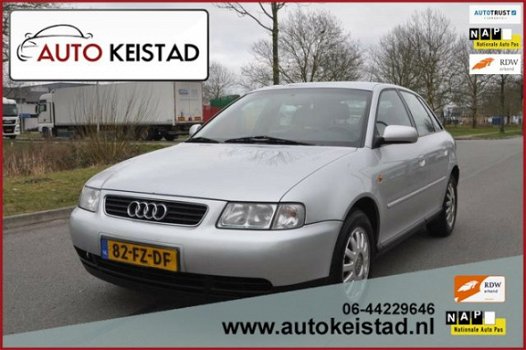 Audi A3 - 1.6 Attraction 5-DEURS/CLIMATRONIC 1 JAAR APK - 1