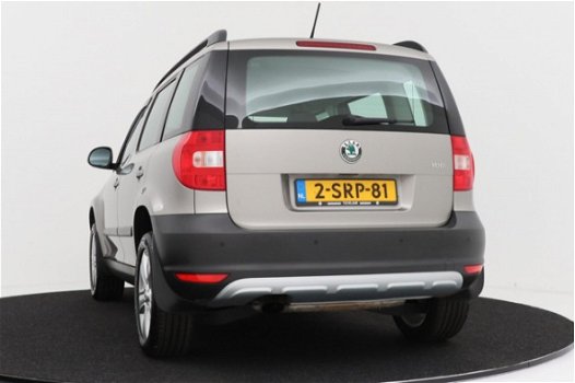 Skoda Yeti - 1.2 TSI Sprint Pro | Automaat | Parkeersensoren - 1