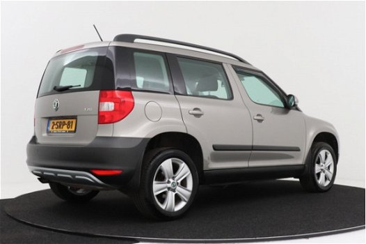 Skoda Yeti - 1.2 TSI Sprint Pro | Automaat | Parkeersensoren - 1