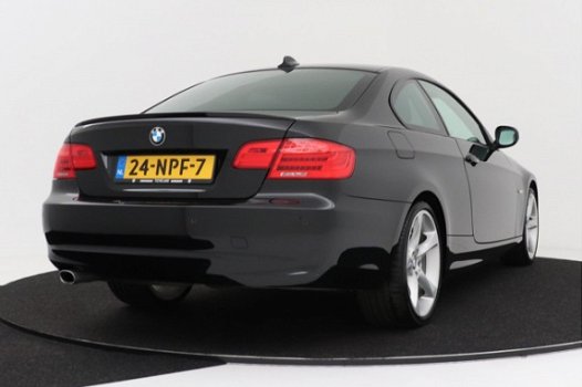 BMW 3-serie Coupé - 320i Corporate Lease Business Line | NAVI | Parkeersensoren | 19 inch - 1