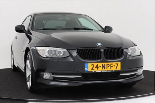 BMW 3-serie Coupé - 320i Corporate Lease Business Line | NAVI | Parkeersensoren | 19 inch - 1