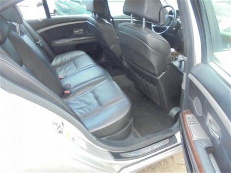 BMW 7-serie - 735i Executive aut, bj02, alle extras, zeer mooi, rijd perfect, 272dkm, nap, apk nieuw - 1