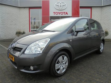 Toyota Verso - 1.8 VVT-i Sol Climate control, parkeersensoren & trekhaak (1300kg) - 1