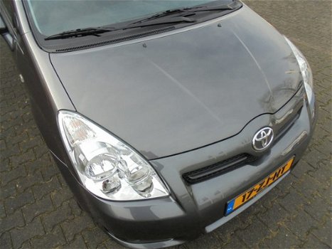 Toyota Verso - 1.8 VVT-i Sol Climate control, parkeersensoren & trekhaak (1300kg) - 1