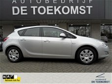 Opel Astra - 1.3 CDTI Airco Cruise Control Trekhaak Radio Aux