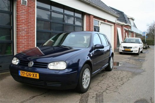 Volkswagen Golf - 1.9 TDI Highline Automaat - 1