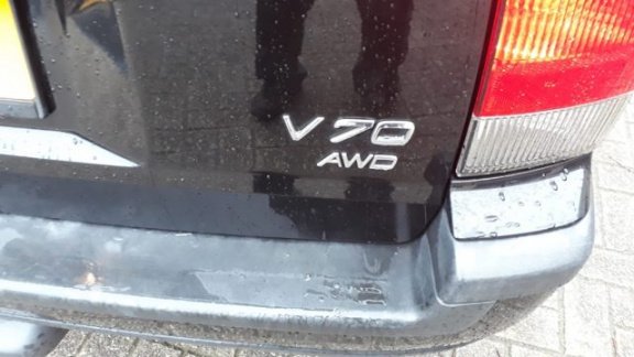 Volvo V70 - 2.4 T AWD Gtr. C.L., LEDER, ZEER MOOI - 1