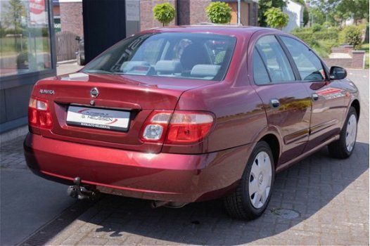 Nissan Almera - 1.8 Visia - 1