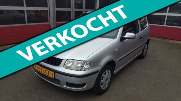 Volkswagen Polo - 1.0 - 1